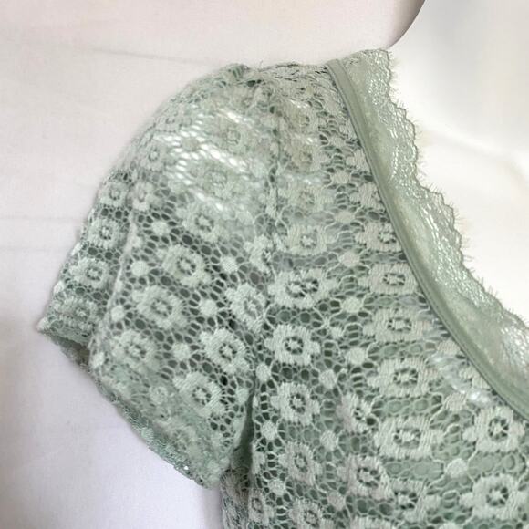 Willow Root Y2K Floral Lace Overlay Top Women XS Sage Green Coquette Cottagecore - Picture 5 of 9
